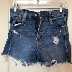 Gap slim fit cut offs size 4/27